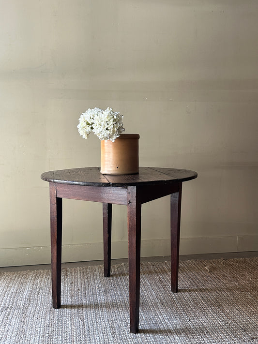 Pine tavern table