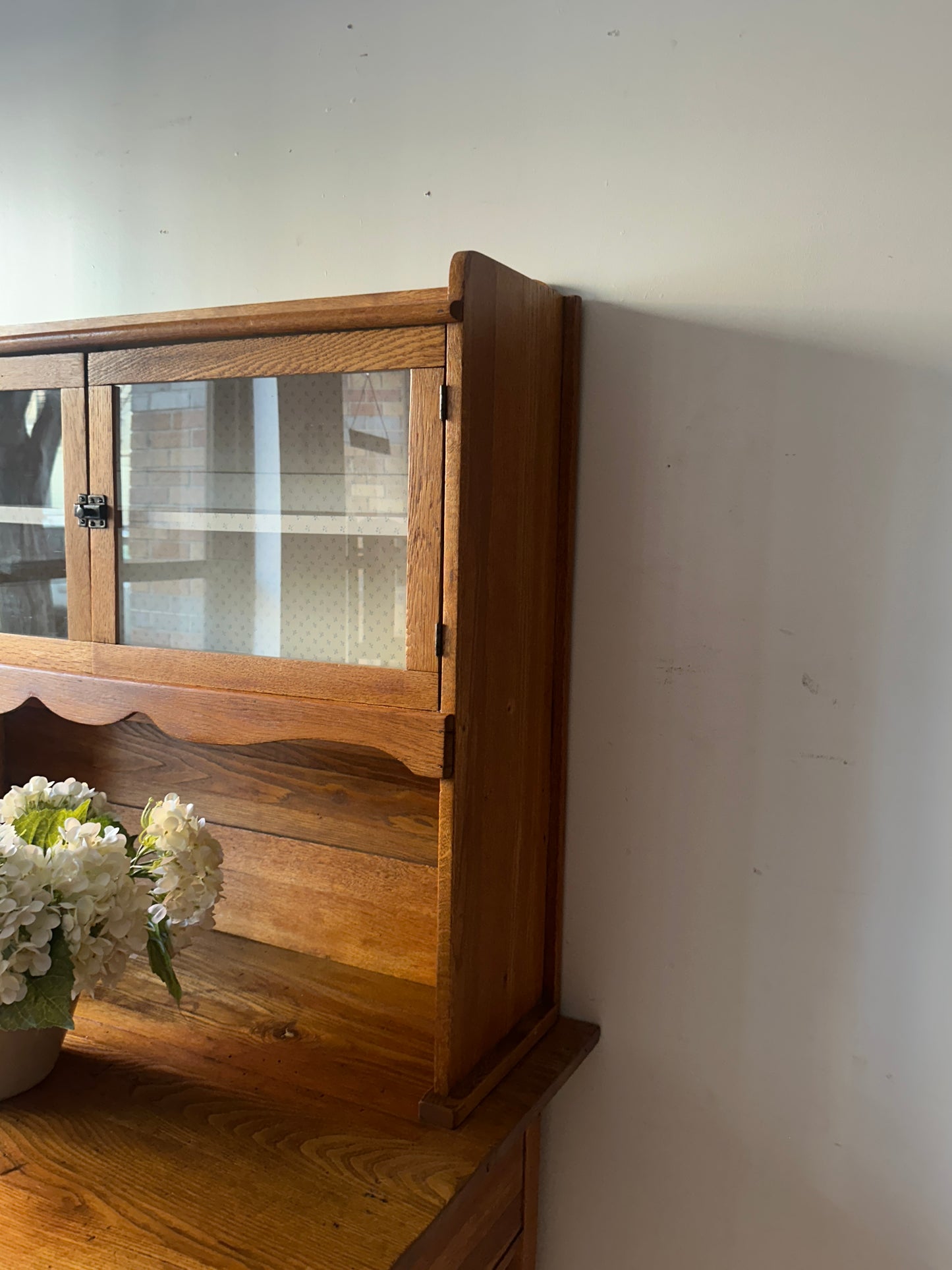 Golden oak bakers hutch