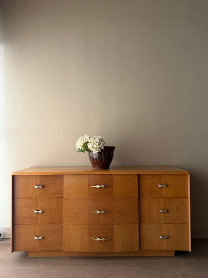 Kent Coffey oak 9 drawer dresser