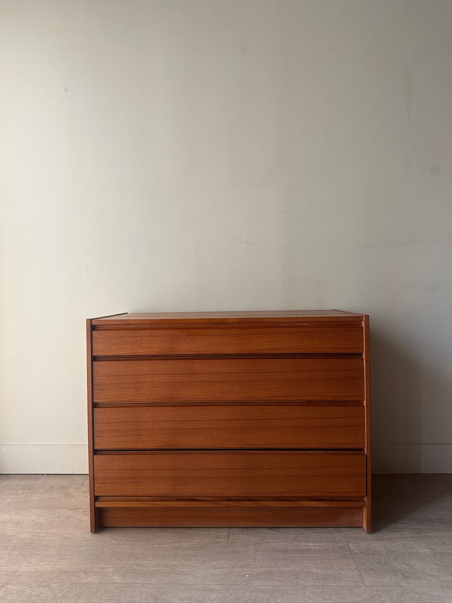 Teak dresser