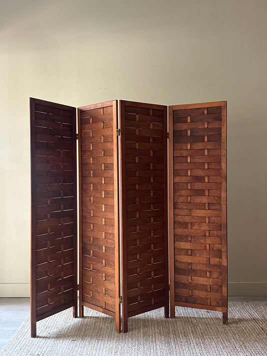 Room divider