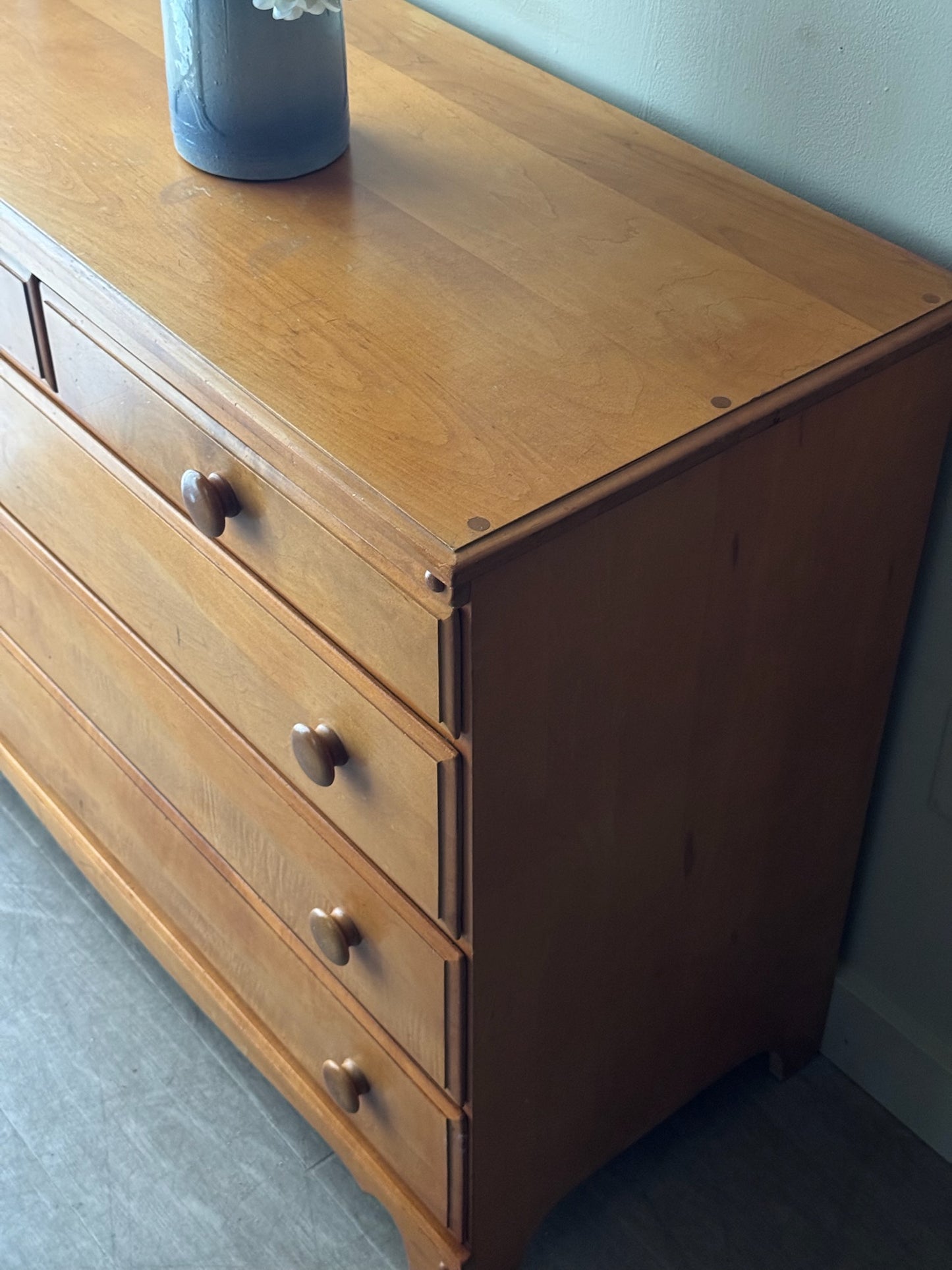 Maple dresser