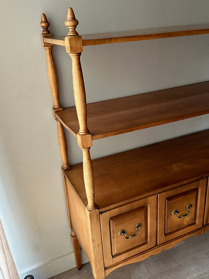 Maple display shelf