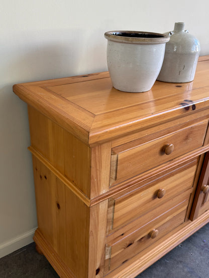 Broyhill pine dresser