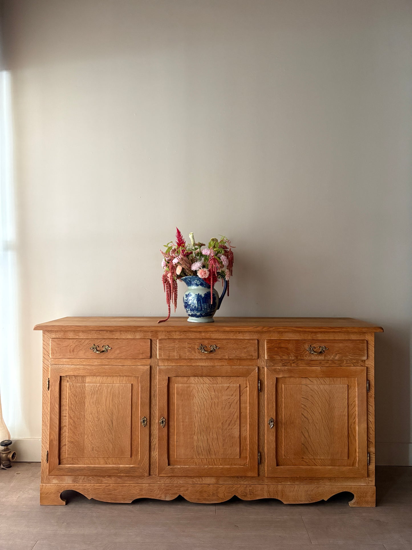 Hundstrup Danish oak sideboard