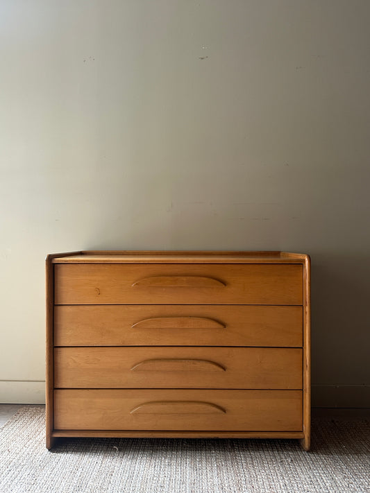 Templeton maple dresser