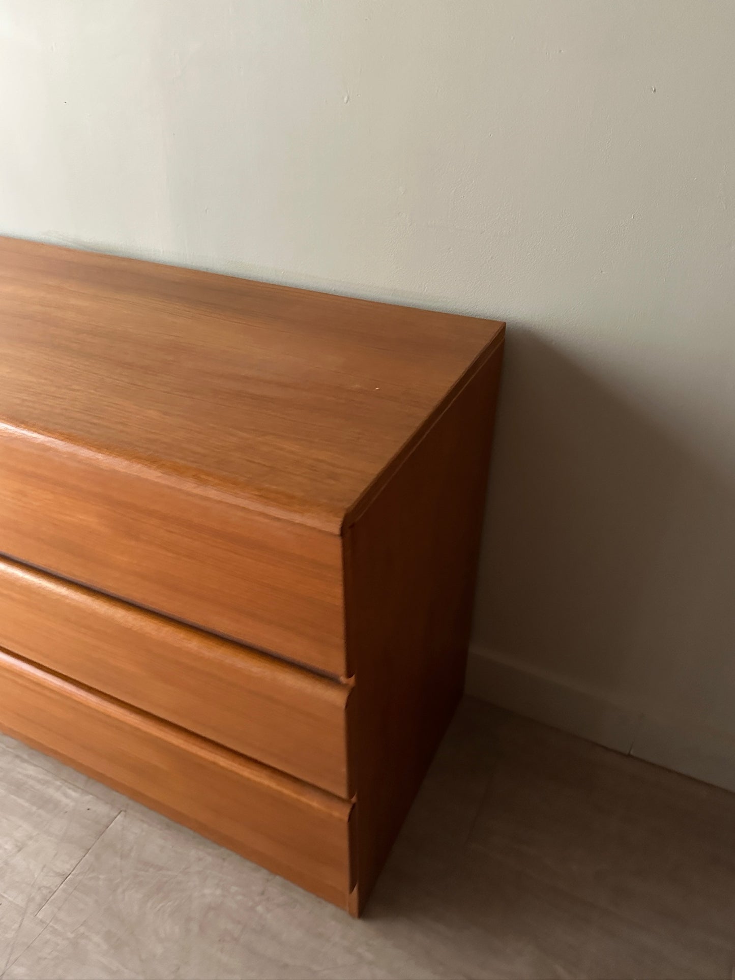 Teak 6-Drawer Dresser