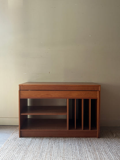 Expanding teak credenza
