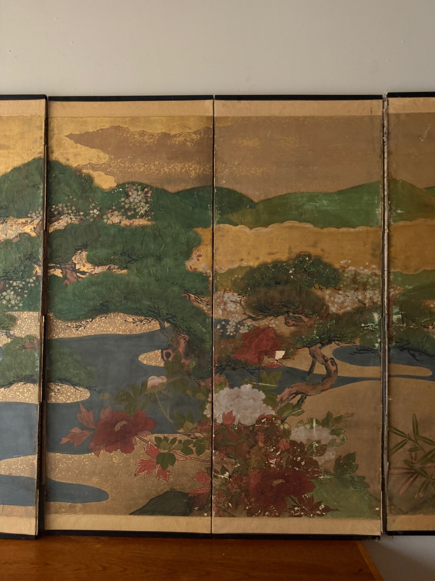 Large Japanese painted screen