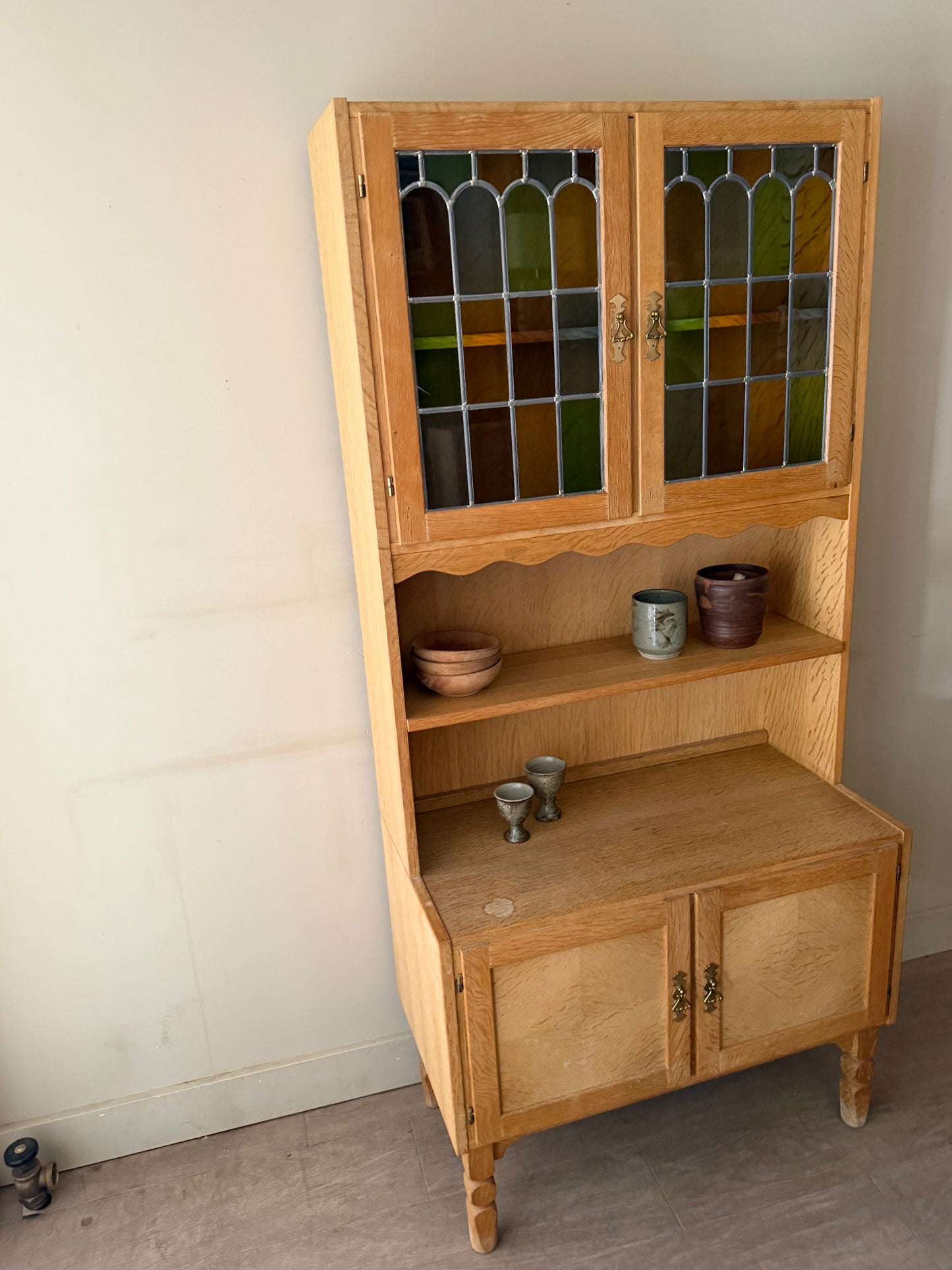 Danish oak hutch with stained glass doors