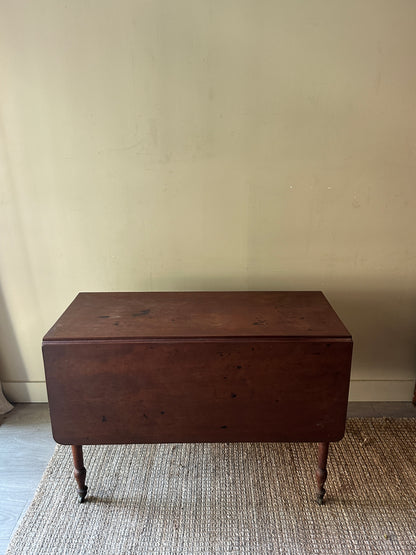 Pine drop leaf