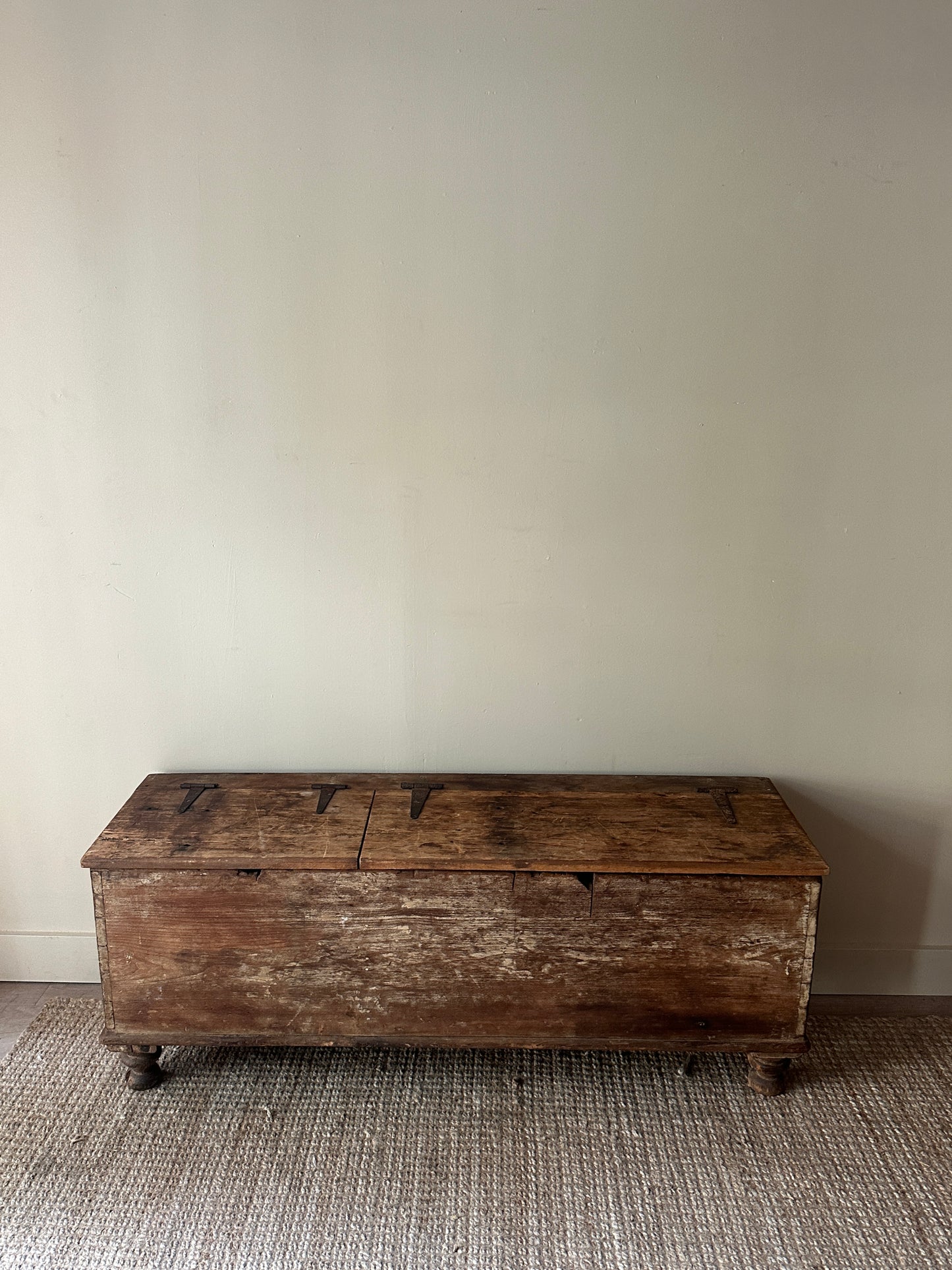 Pine bench/chest