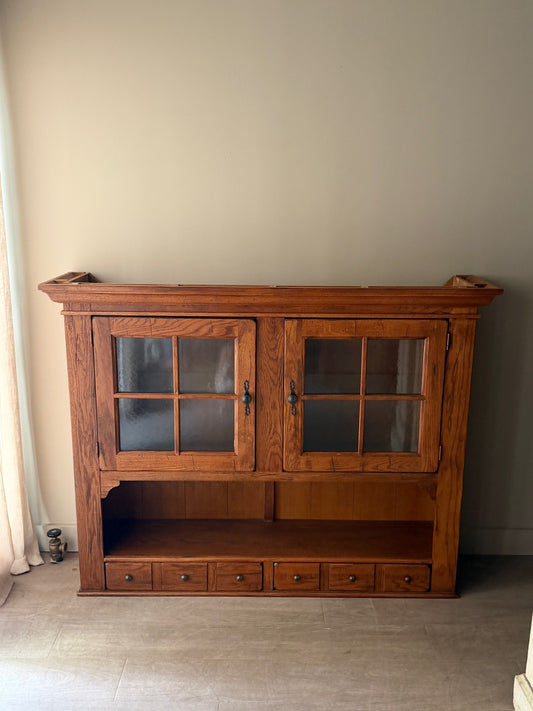 Broyhill oak hutch top