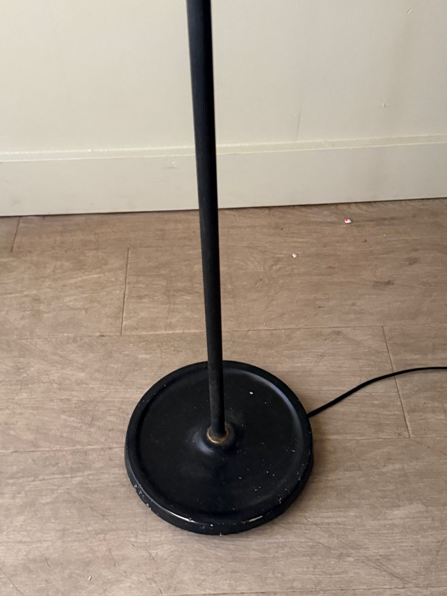 Scandinavian floor lamp