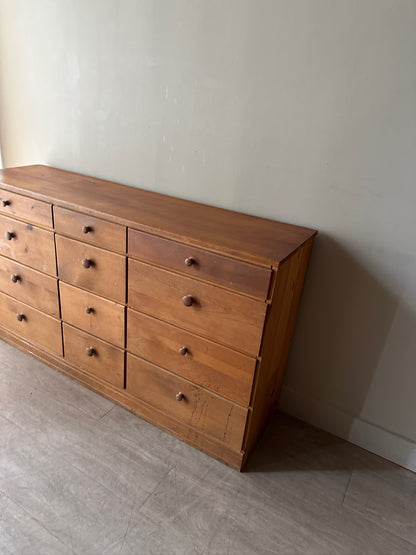 Pine 12 drawer dresser