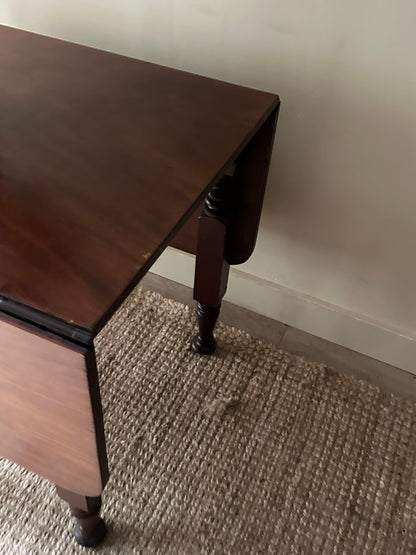 Pine drop leaf table