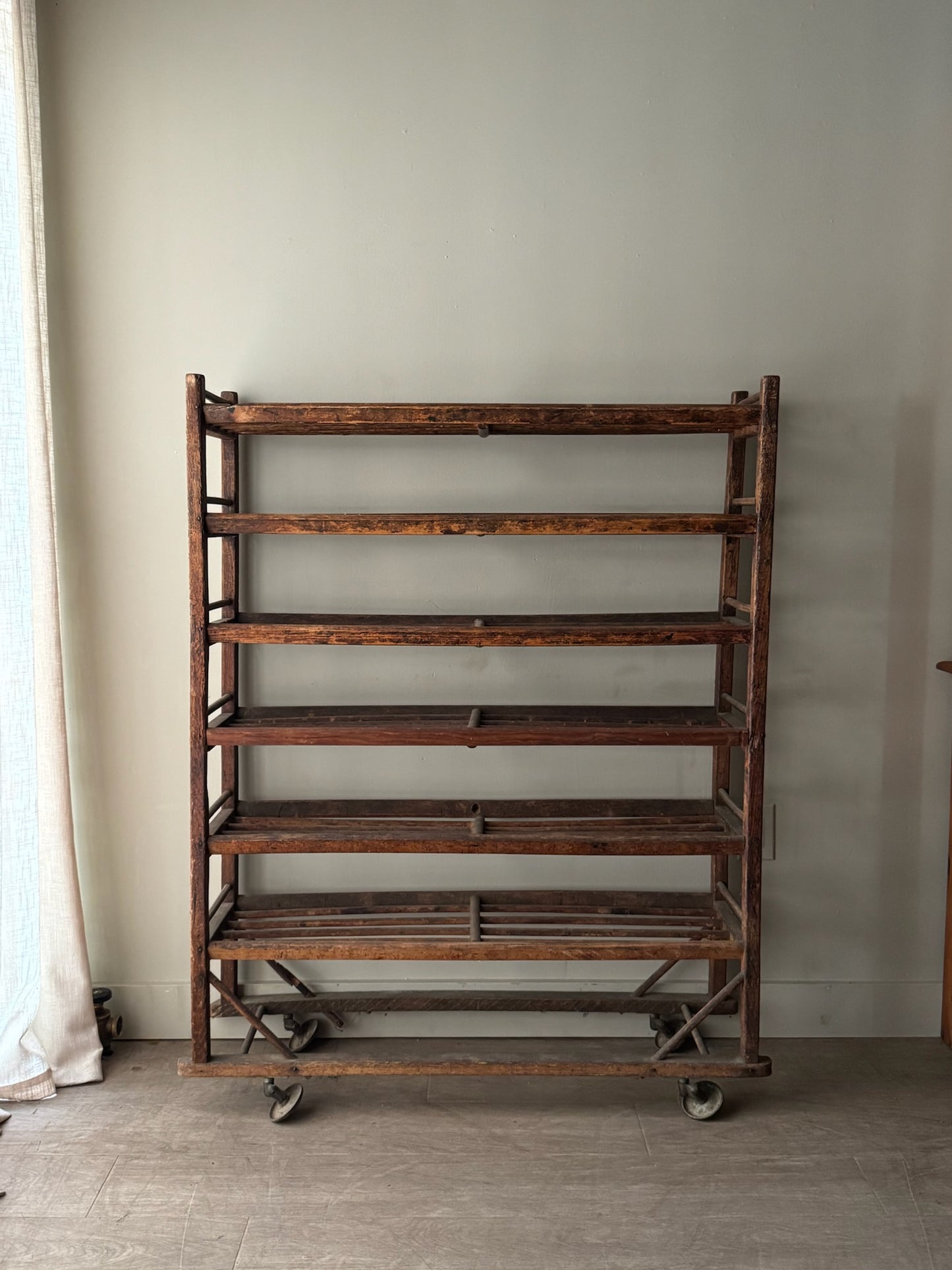 Mixed wood shoe factory rack