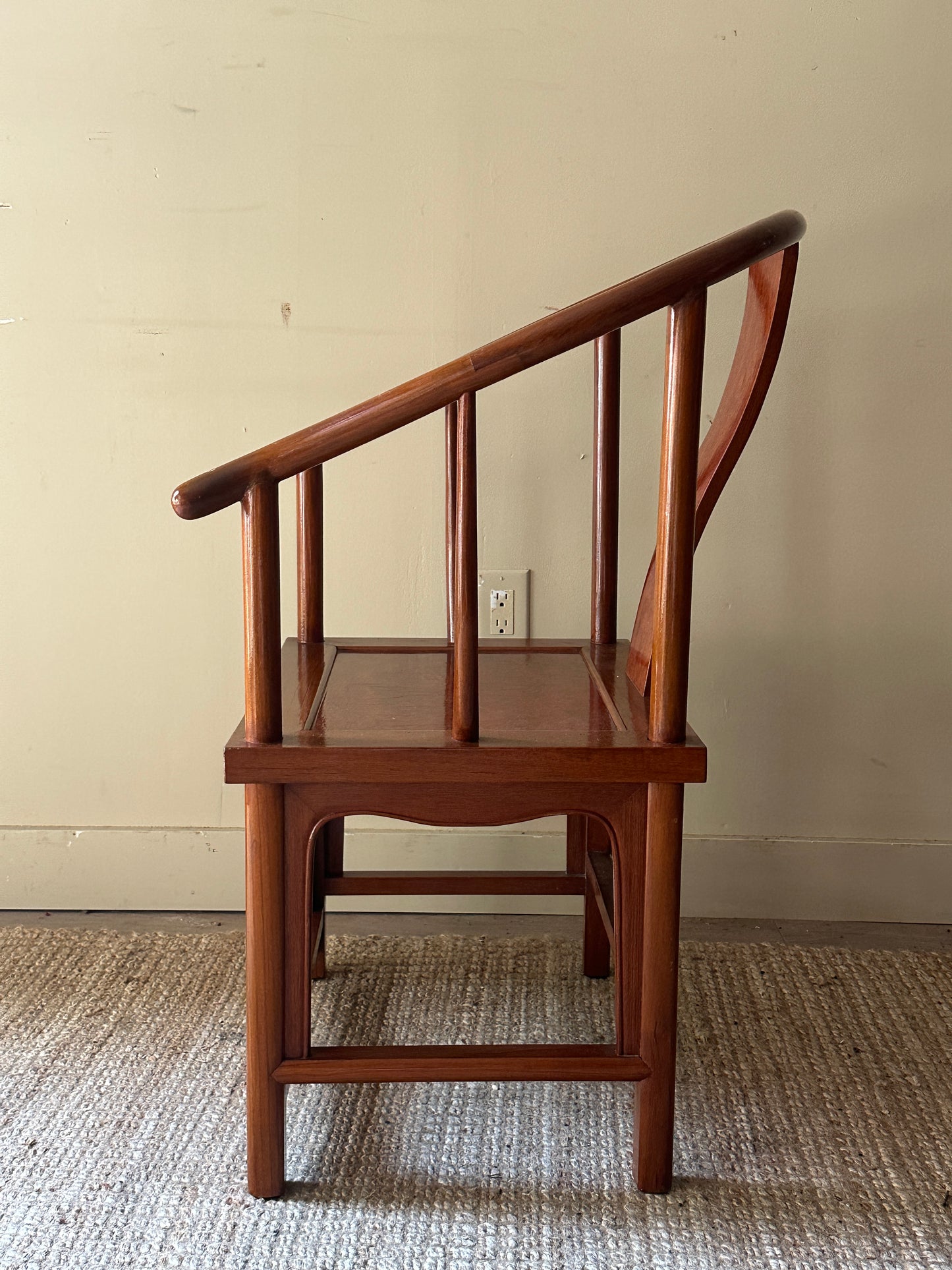 Mixed wood accent chair