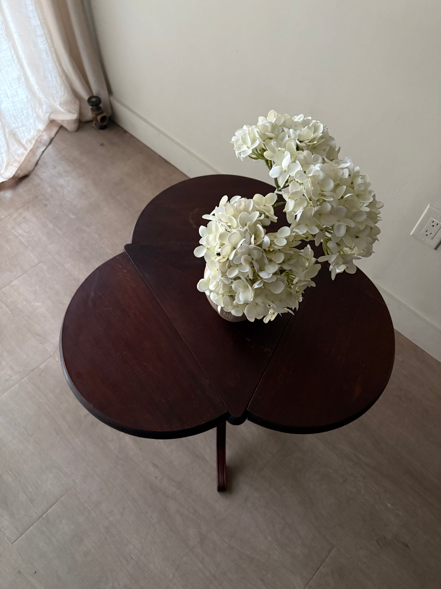 Mahogany handkerchief parlor table