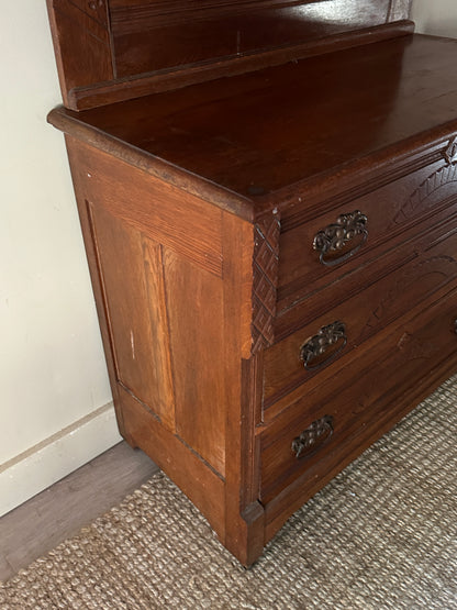 Victorian dresser w mirror
