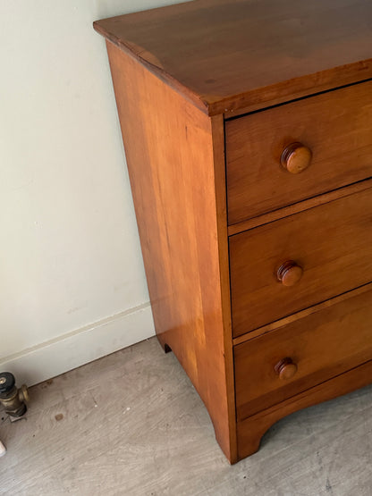 Maple dresser