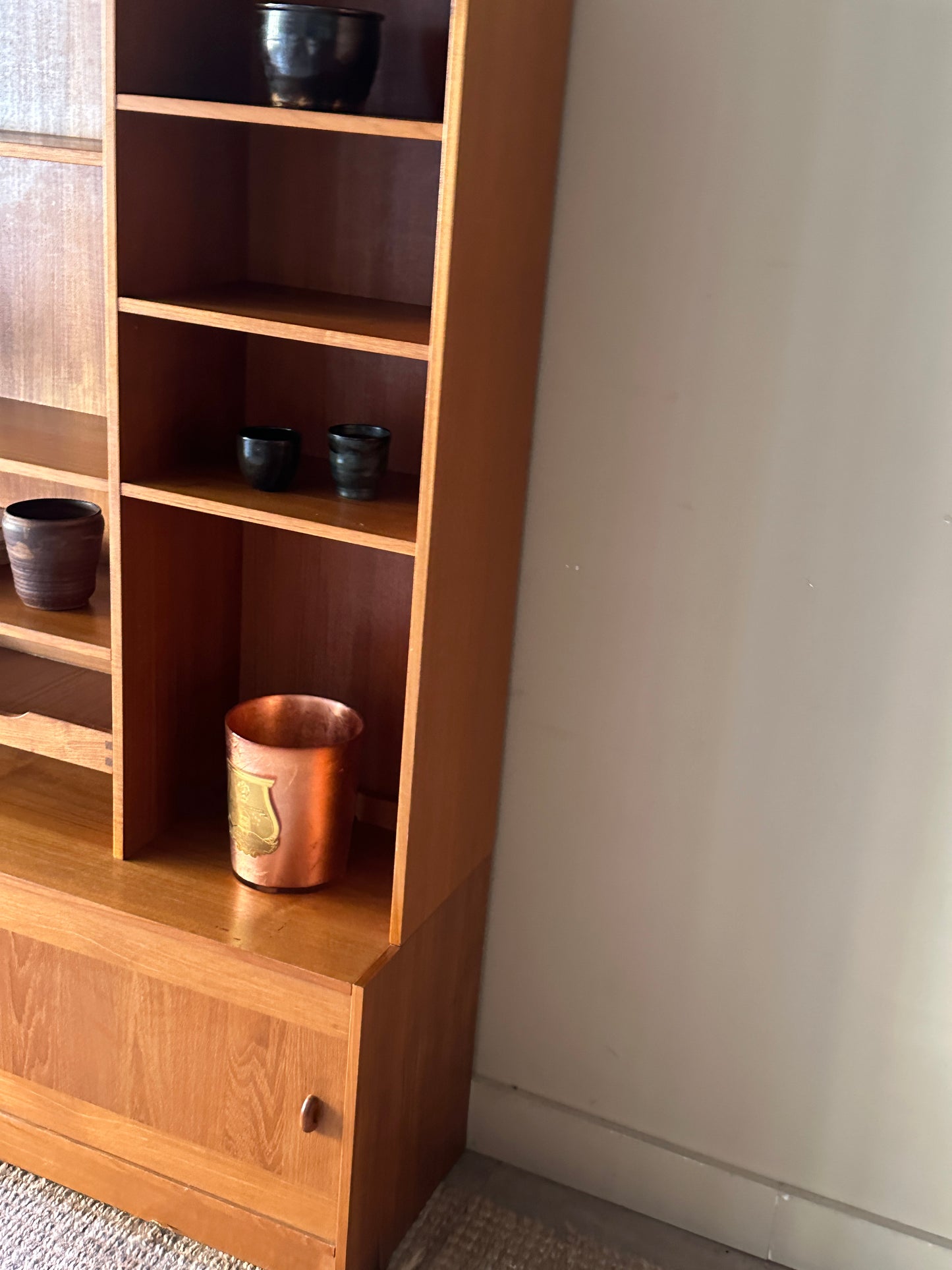 Teak two piece hutch