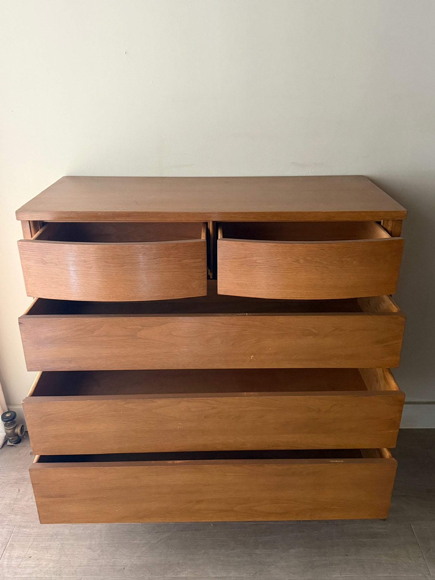 Walnut 5 drawer dresser