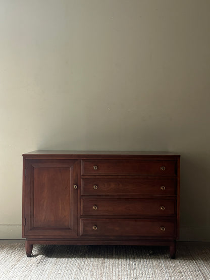 Willett dresser