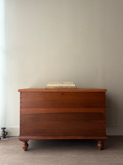 Pine Chest with Dovetailing
