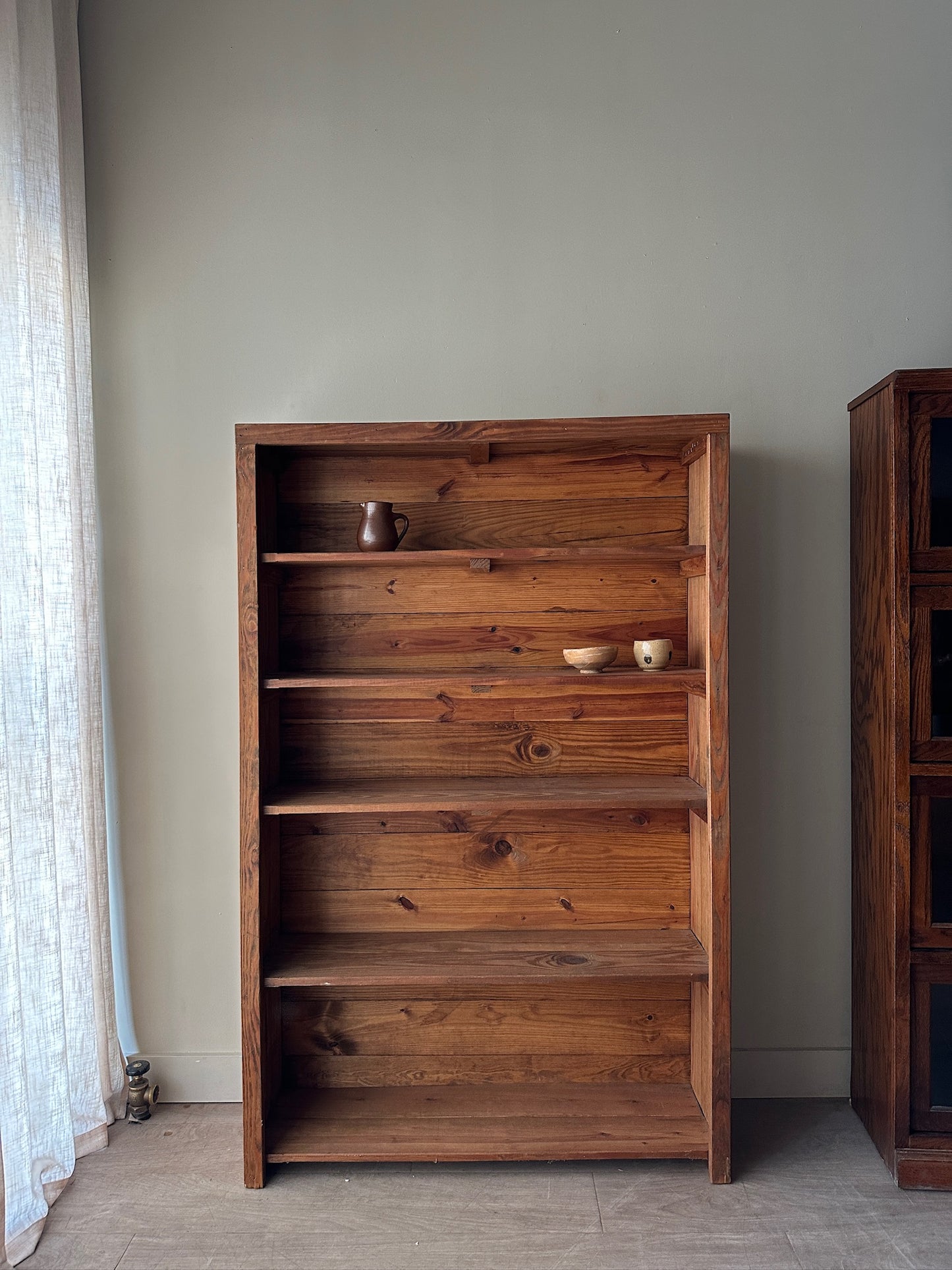 Pine bookshelf