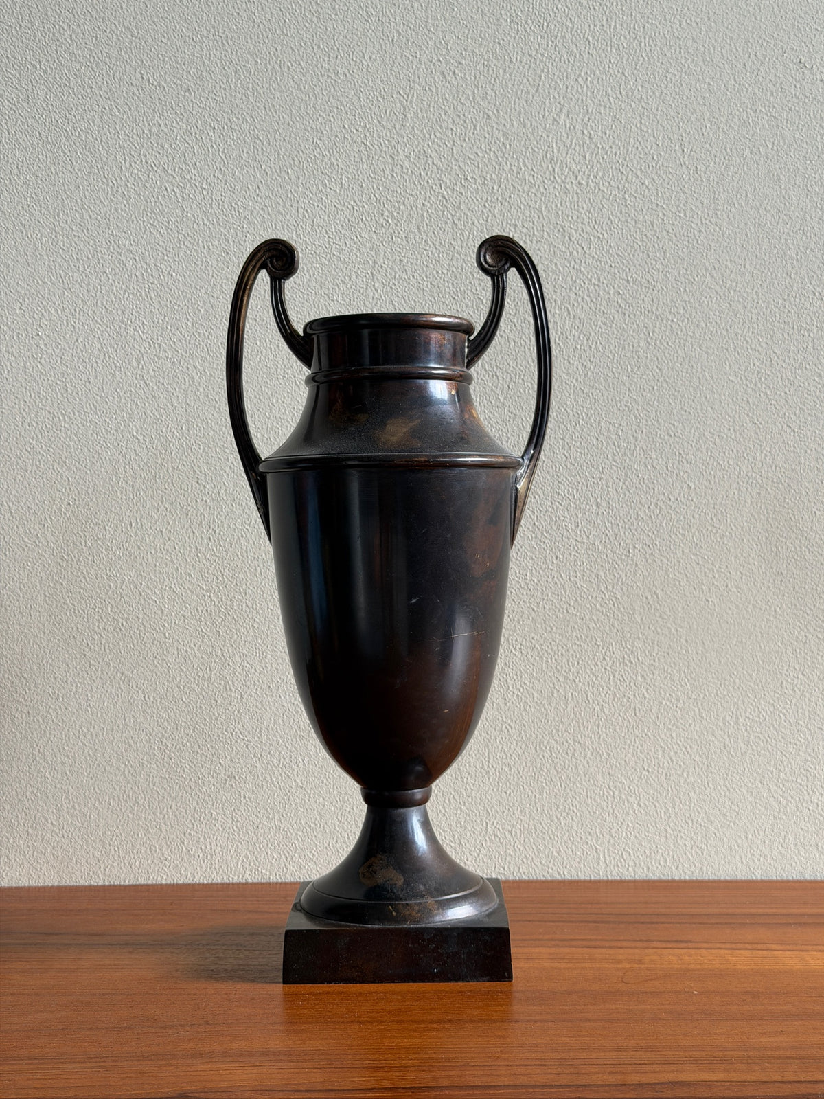 Cast bronze urn