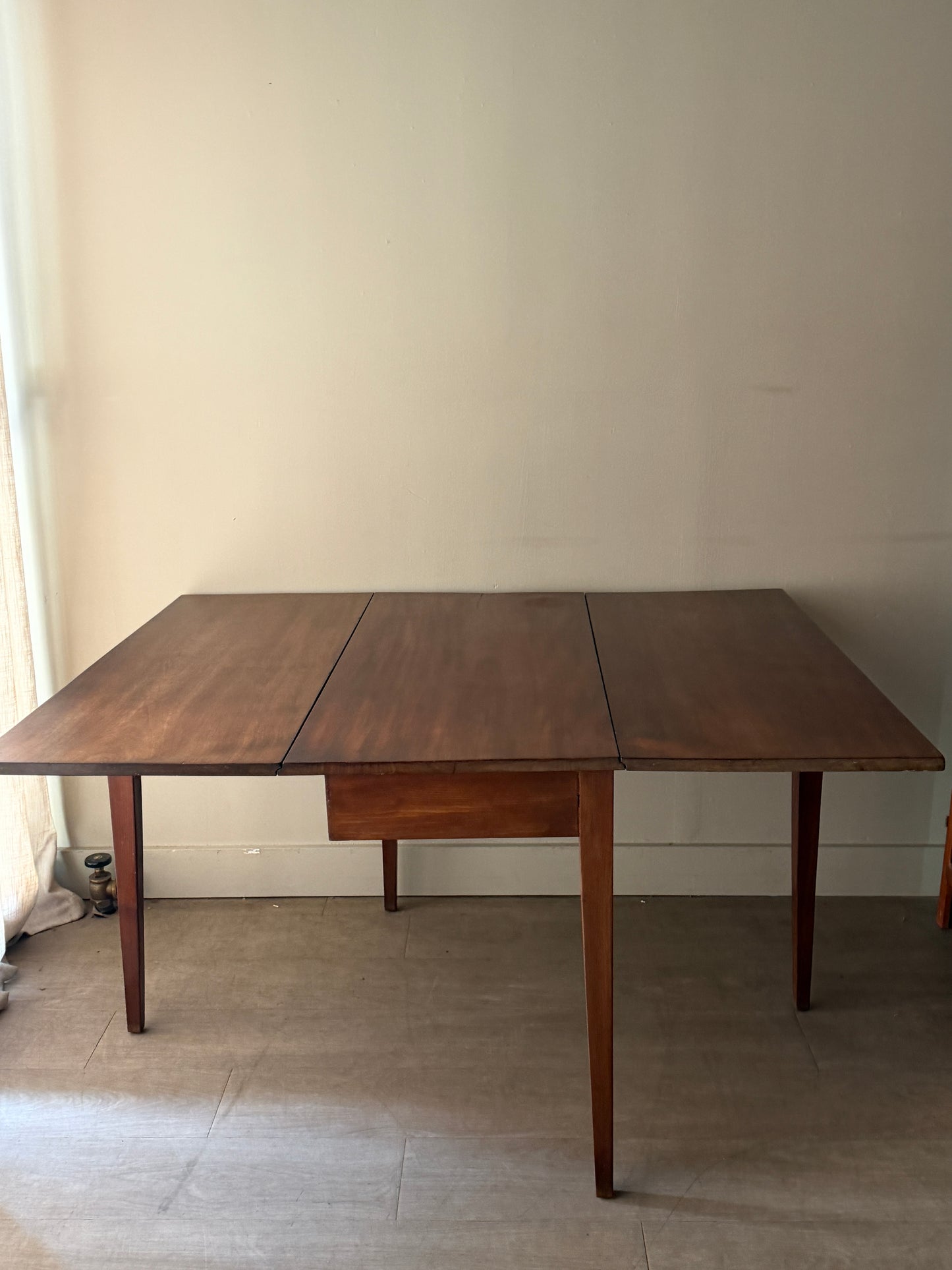 Pine drop leaf table