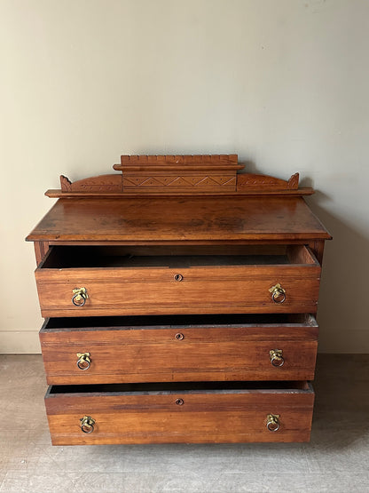 3 drawer pine dresser