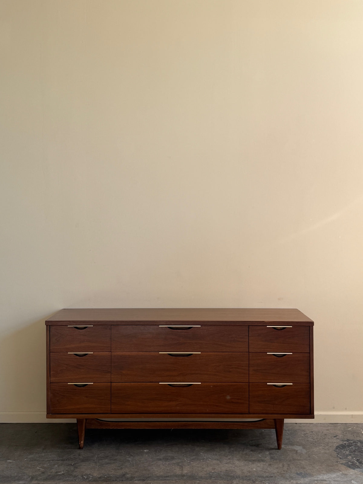 Kent Coffey walnut 9 drawer dresser