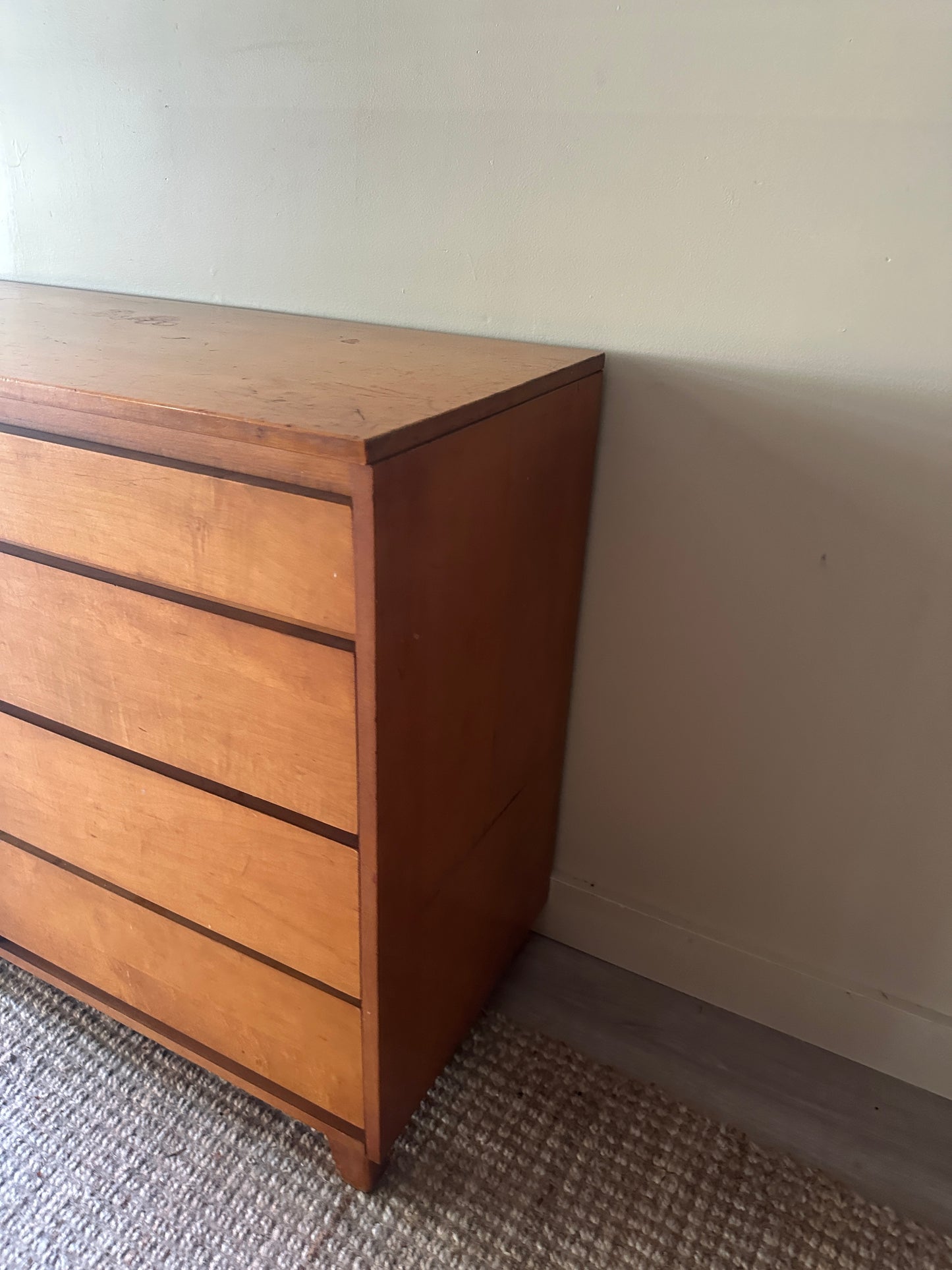 Maple dresser