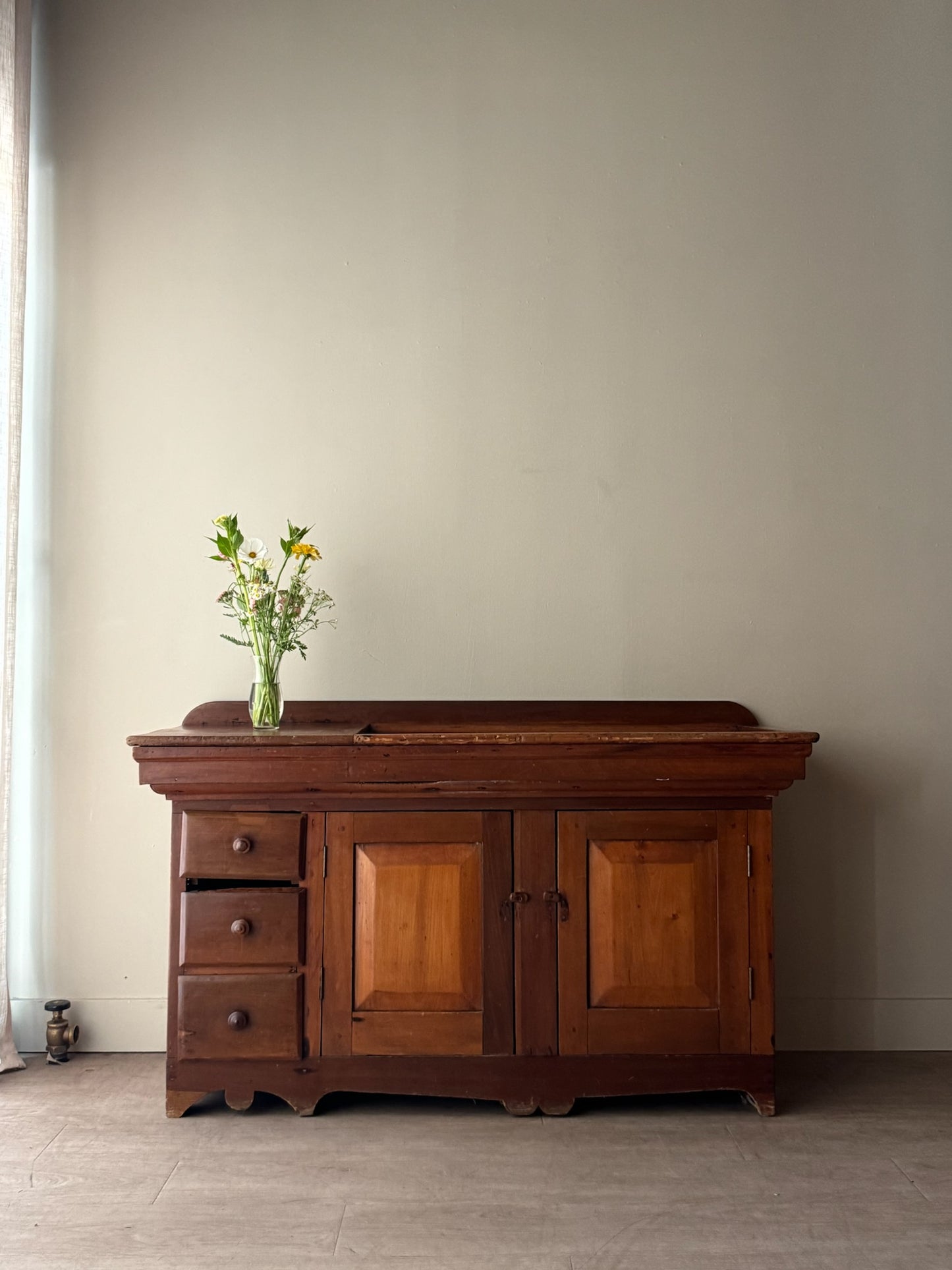 Pennsylvania Federal pine dry sink