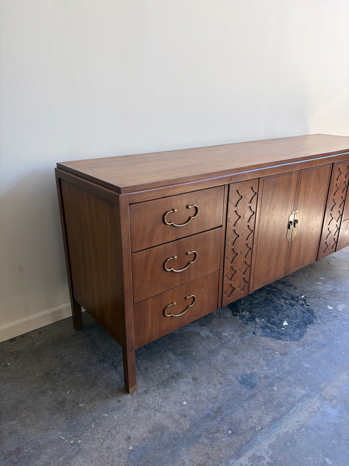American of Martinsville MCM Nine Drawer Dresser