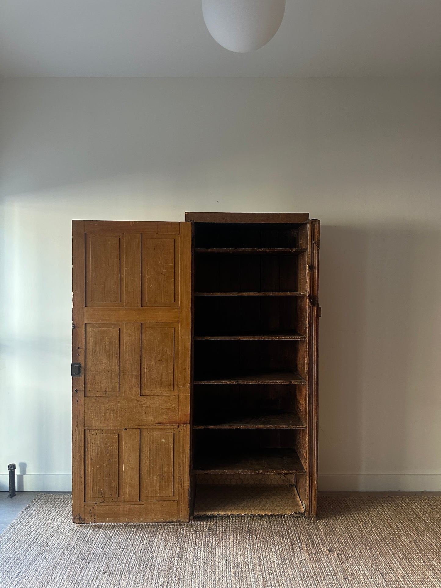 Farmhouse cupboard