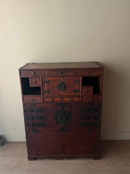 Korean tansu chest