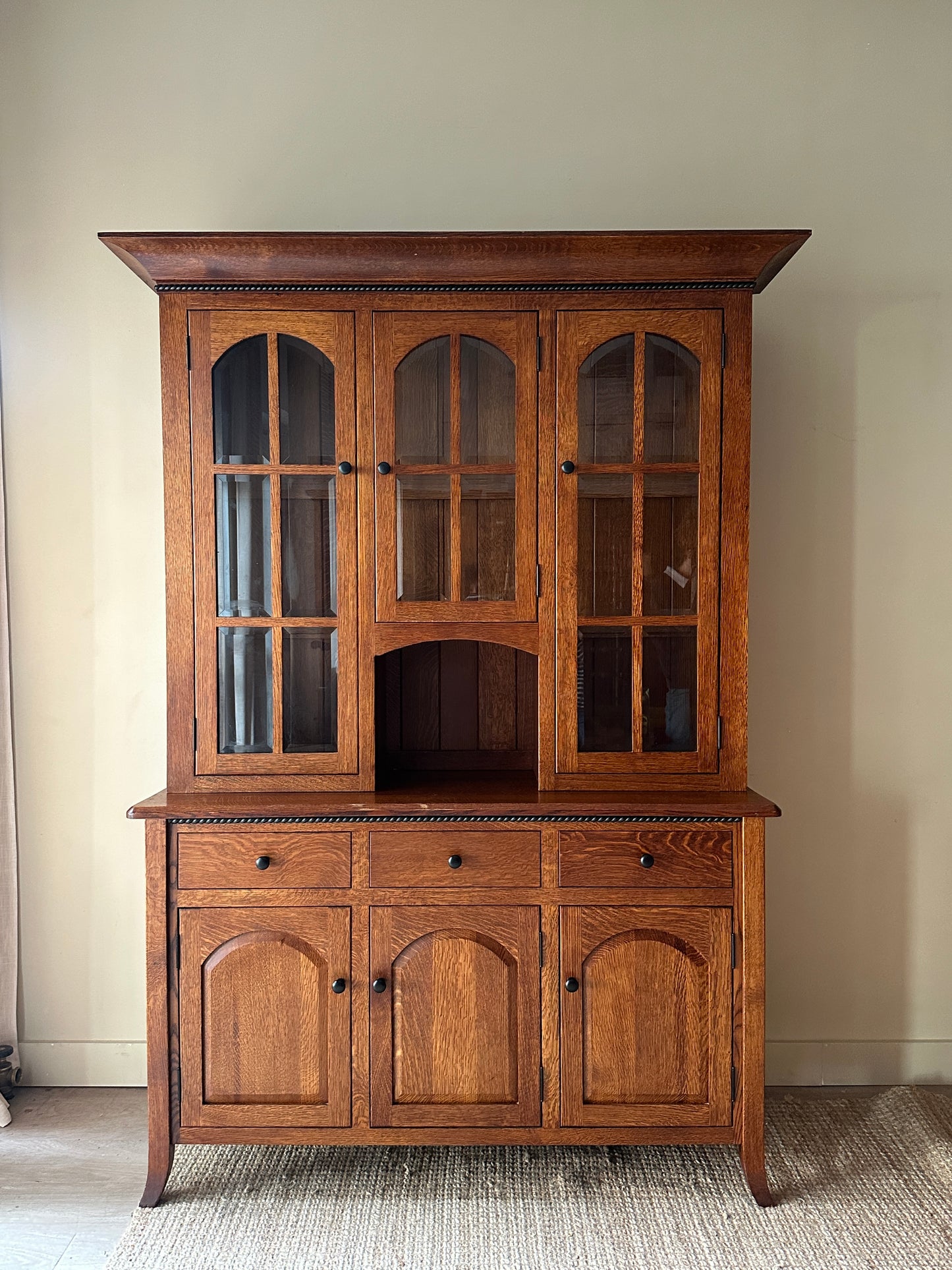Two piece Mission oak hutch