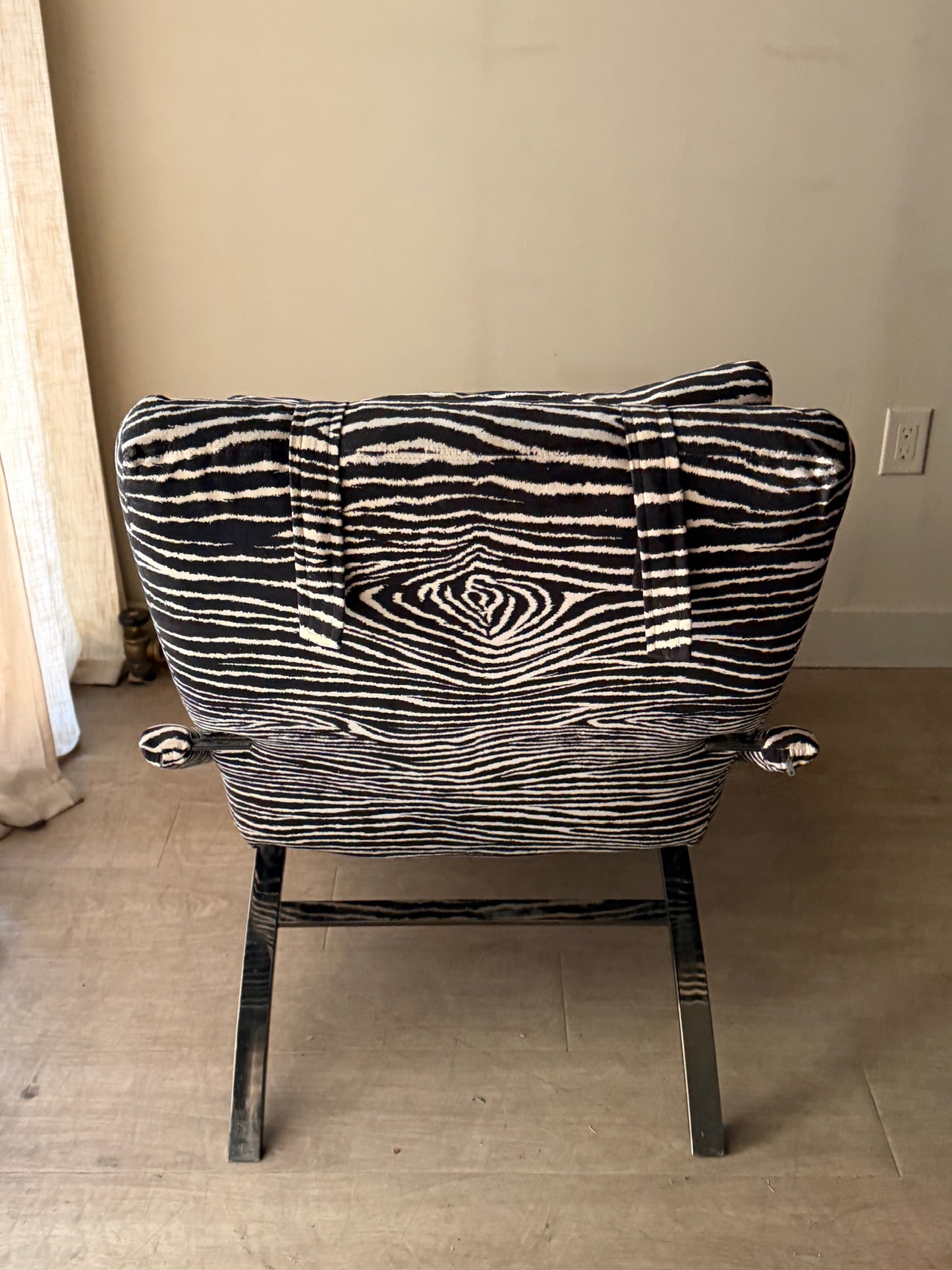 Design Institute of America zebra chaise lounge