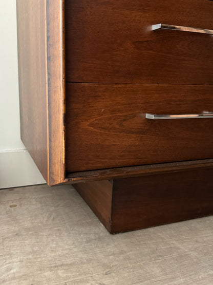 Lane walnut 6 drawer dresser