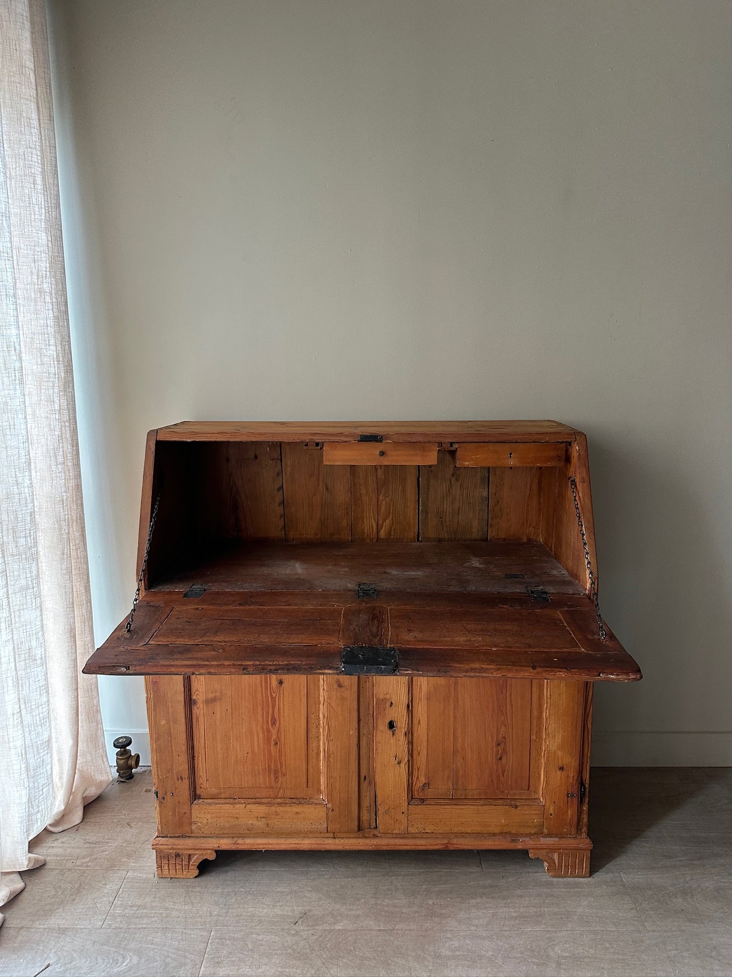 Danish secretary cabinet