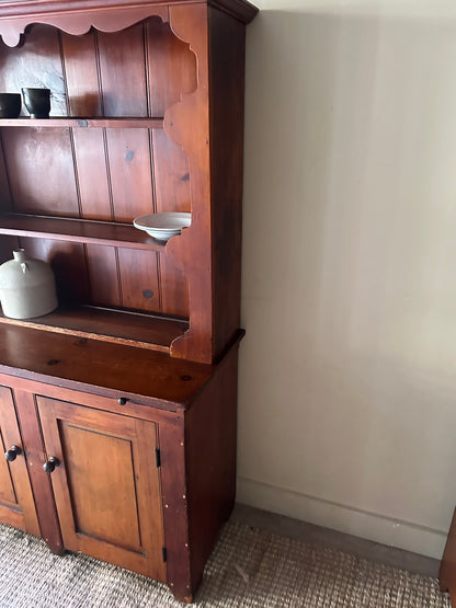 Pine hutch
