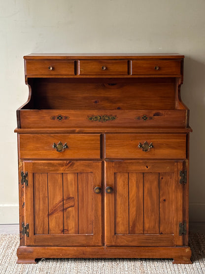 Small pine dry sink