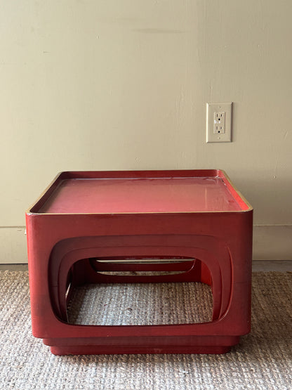 Red lacquer stacking tables